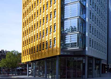 Central St Giles. Architect: Renzo Piano/Fletcher Priest Architects;Consultant: ARUP; Photographer: Andy Spain